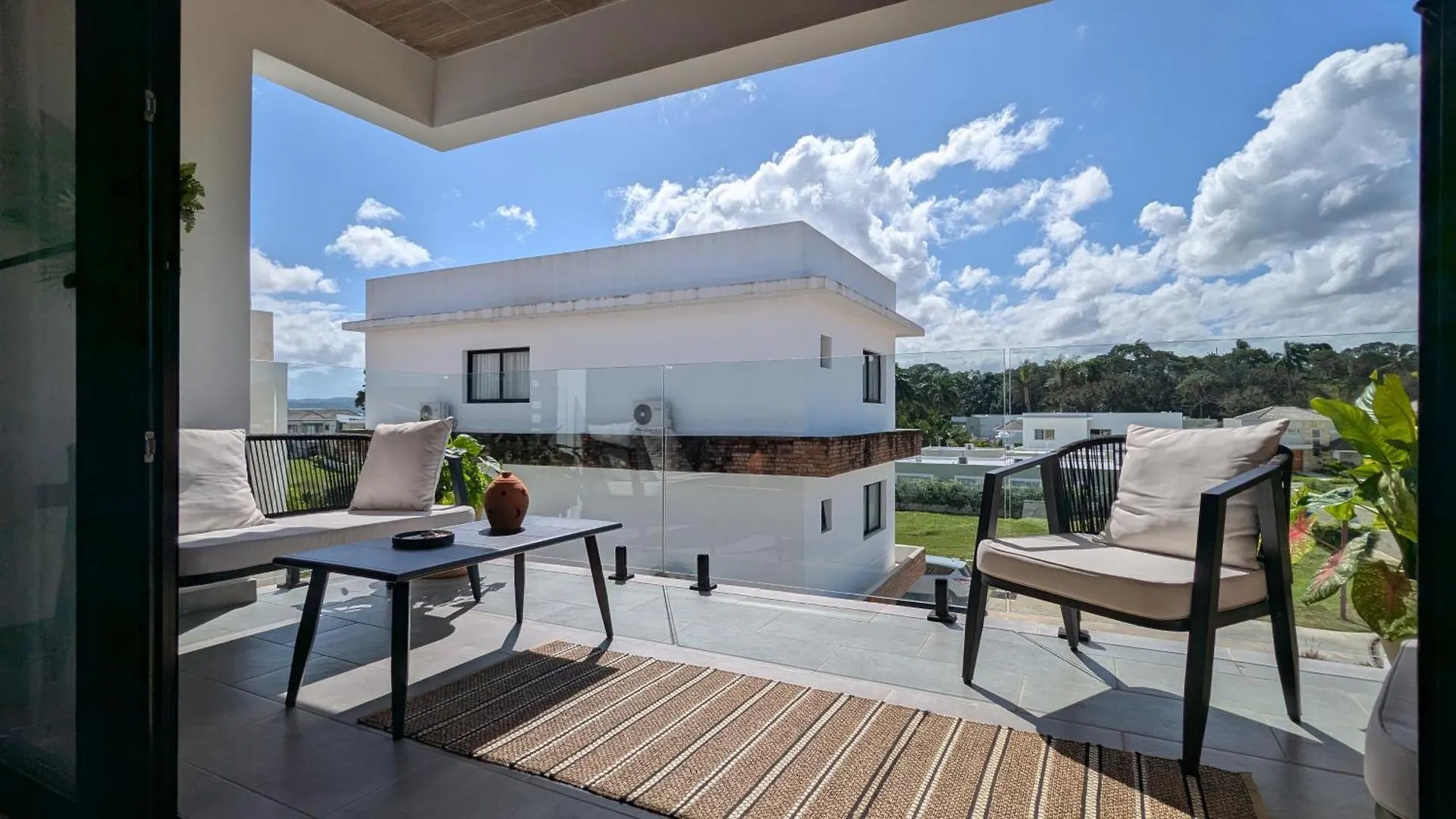Mountain View Penthouse Condo Munoz