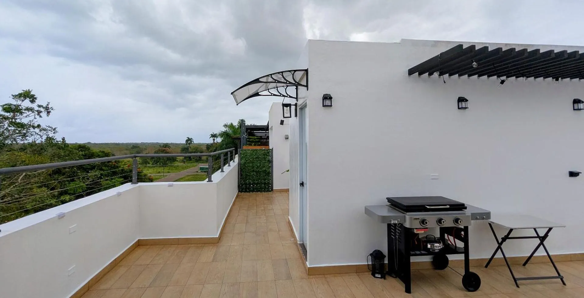 Mountain View Penthouse Condo Munoz